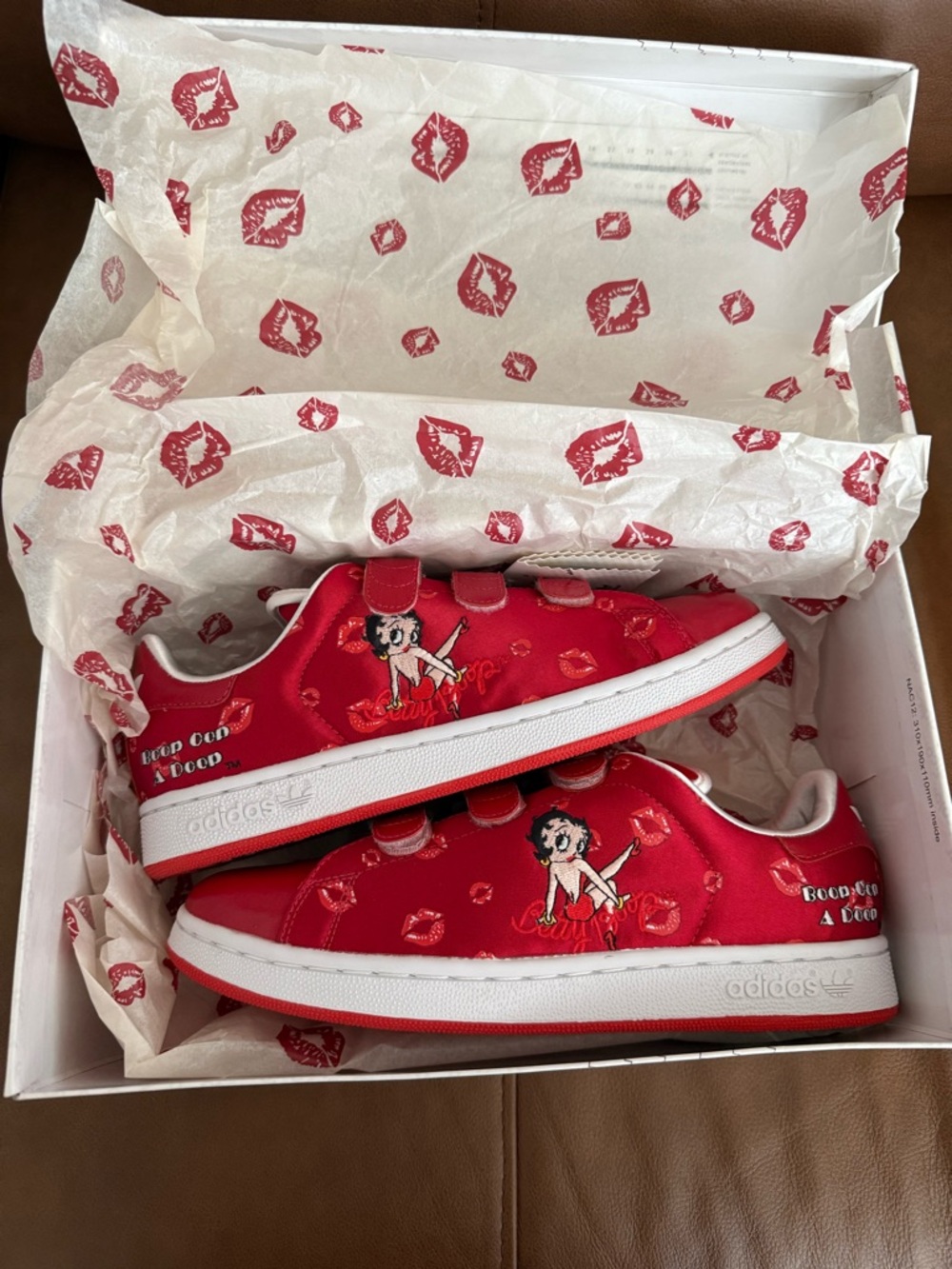 Vintage Adidas Red Betty Boop Stan Smith Shoe Womens Size 9